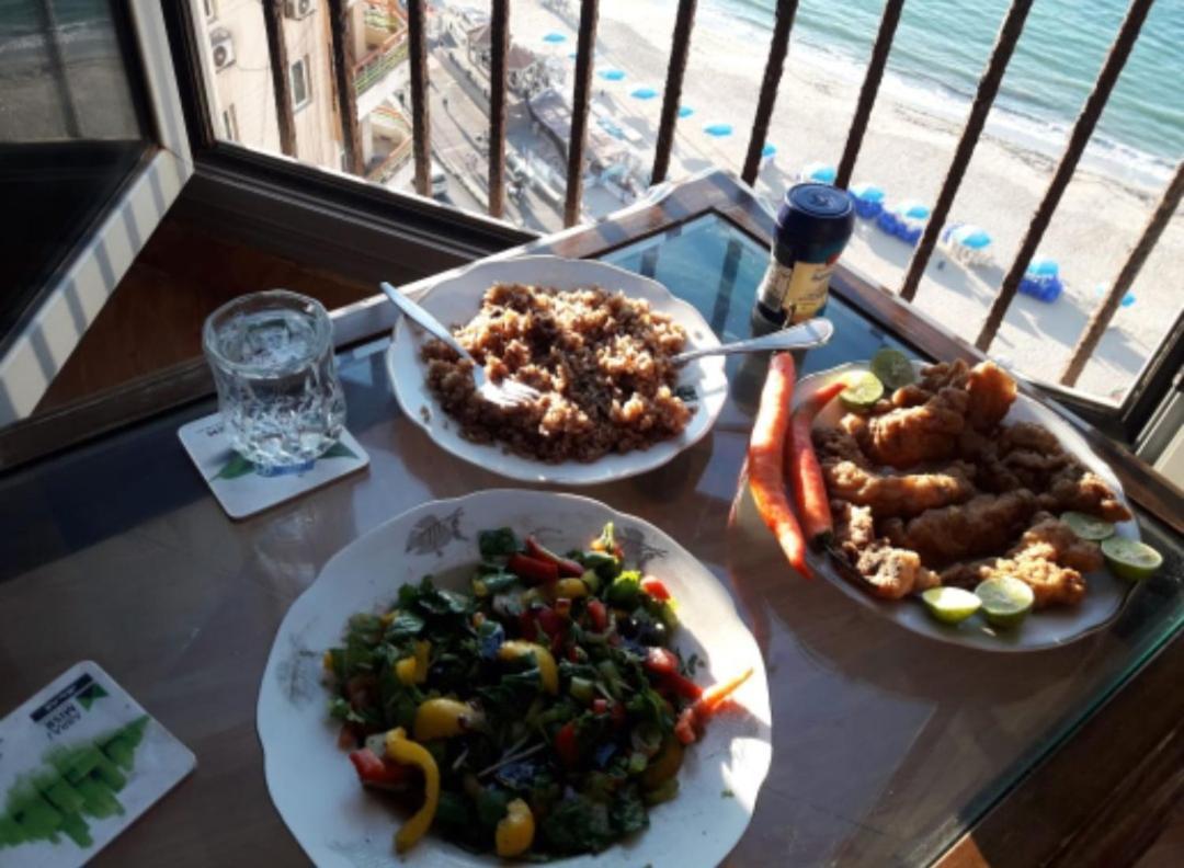 Panoramic Sea View Zamzm Flat Miami Family زمزم بانورما بشاطئ ميامي - الاسكندرية صف اول مباشر علي بحر - عائلات فقط * Alexandrie