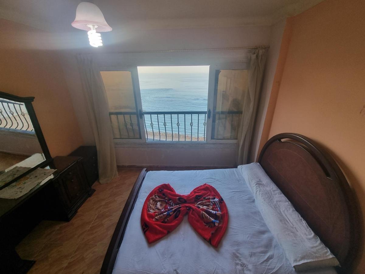 Panoramic Sea View Zamzm Flat Miami Family زمزم بانورما بشاطئ ميامي - الاسكندرية صف اول مباشر علي بحر - عائلات فقط Apartmán *