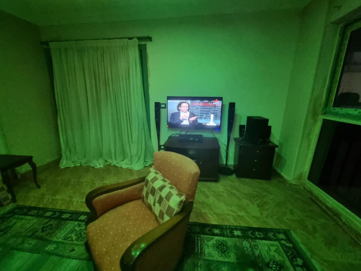 Apartment Panoramic Sea View Zamzm Flat Miami Family زمزم بانورما بشاطئ ميامي - الاسكندرية صف اول مباشر علي بحر - عائلات فقط