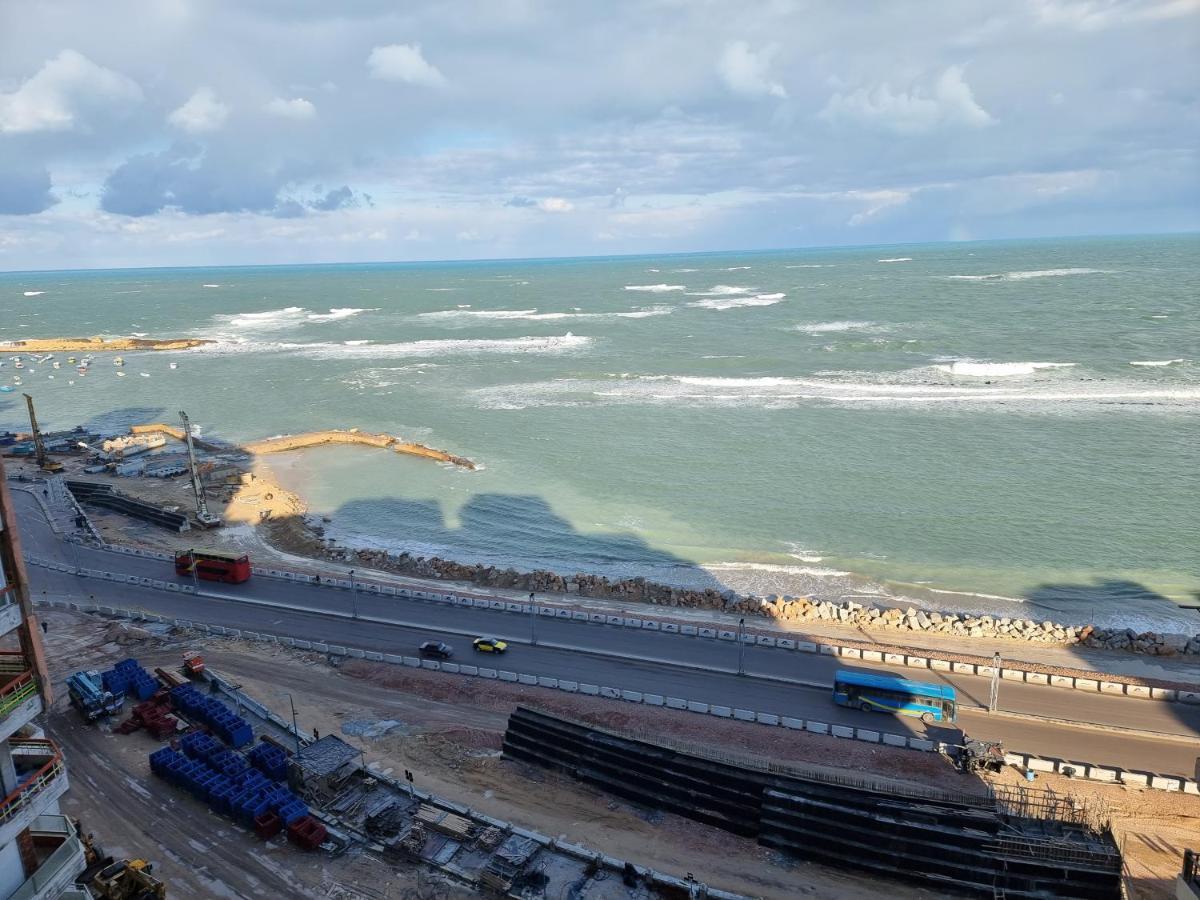 Panoramic Sea View Zamzm Flat Miami Family زمزم بانورما بشاطئ ميامي - الاسكندرية صف اول مباشر علي بحر - عائلات فقط Apartment Alexandria
