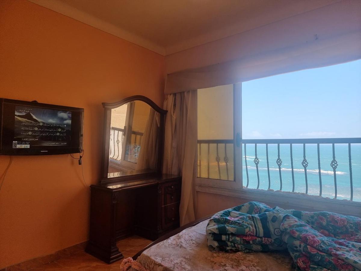 Panoramic Sea View Zamzm Flat Miami Family زمزم بانورما بشاطئ ميامي - الاسكندرية صف اول مباشر علي بحر - عائلات فقط Apartment