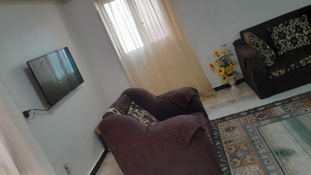 Panoramic Sea View Zamzm Flat Miami Family زمزم بانورما بشاطئ ميامي - الاسكندرية صف اول مباشر علي بحر - عائلات فقط *